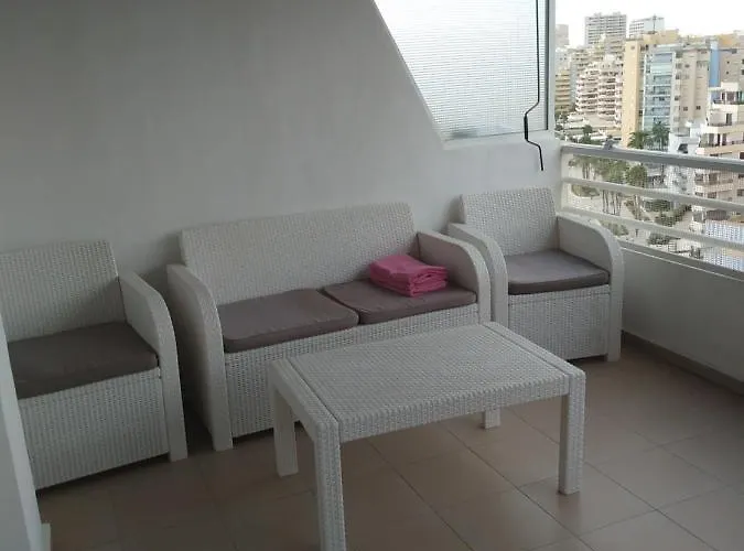 Carmen Molina Edificio Esmeralda